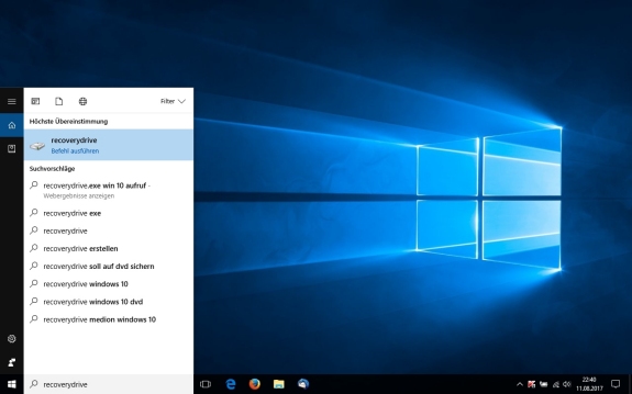 Bootfähigen USB-Stick erstellen mit recoverydrive.exe Bootfähigen USB-Stick erstellen